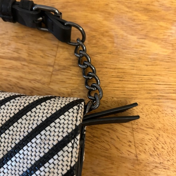 "Simply Vera Vera Wang" - Picture 5 of 11